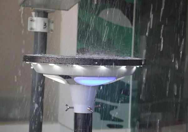 Outdoor lighting fixtures