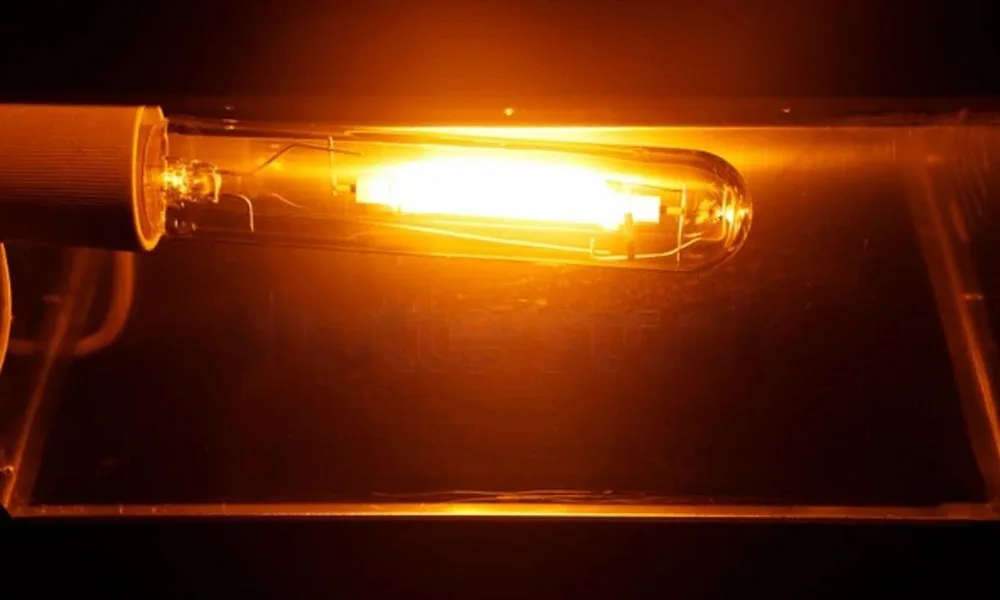 HPS High-Pressure Sodium Street Light